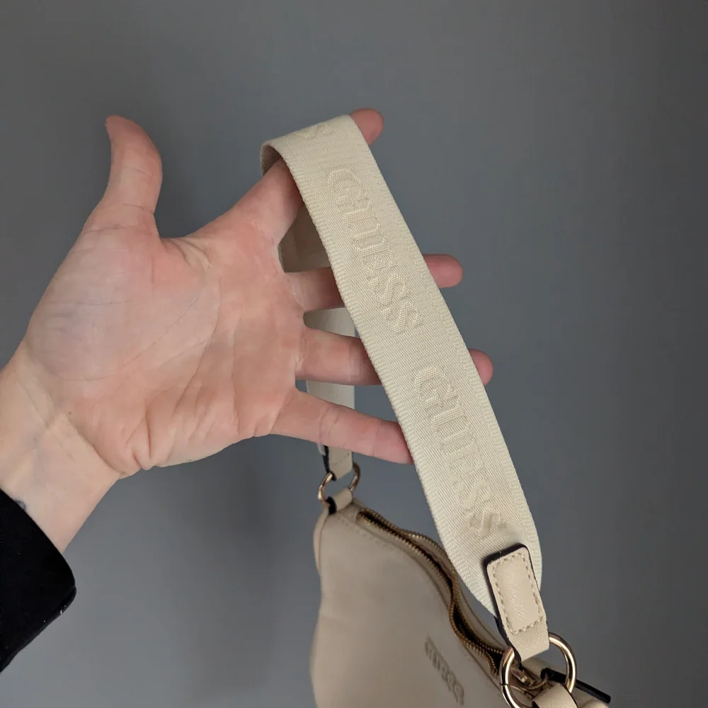 GUESS Cream Shoulder Bag